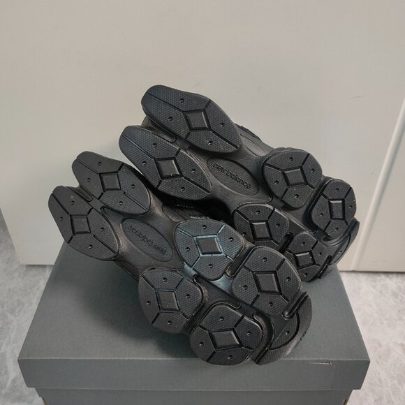 New Balance 9060 Triple Black - Picture 7 of 9
